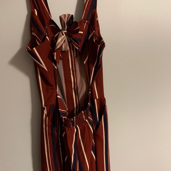 Striped jumper size small with tie back - Picture 3 of 4